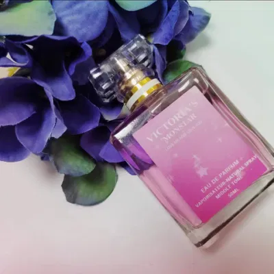 Precio de fábrica concentrado del perfume de las mujeres de Victoria' S 50ml